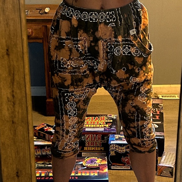 Tie-Dye Patterned Men's Shorts - Picture 1 of 4